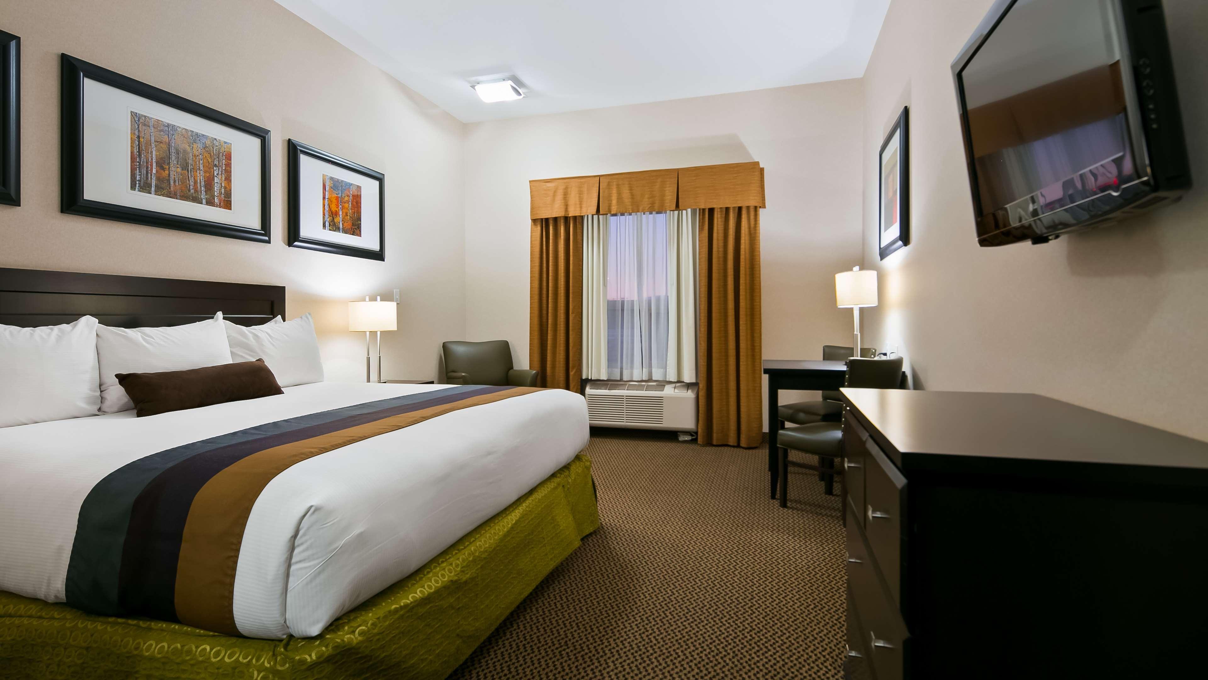 Best Western Wainwright Inn & Suites מראה חיצוני תמונה