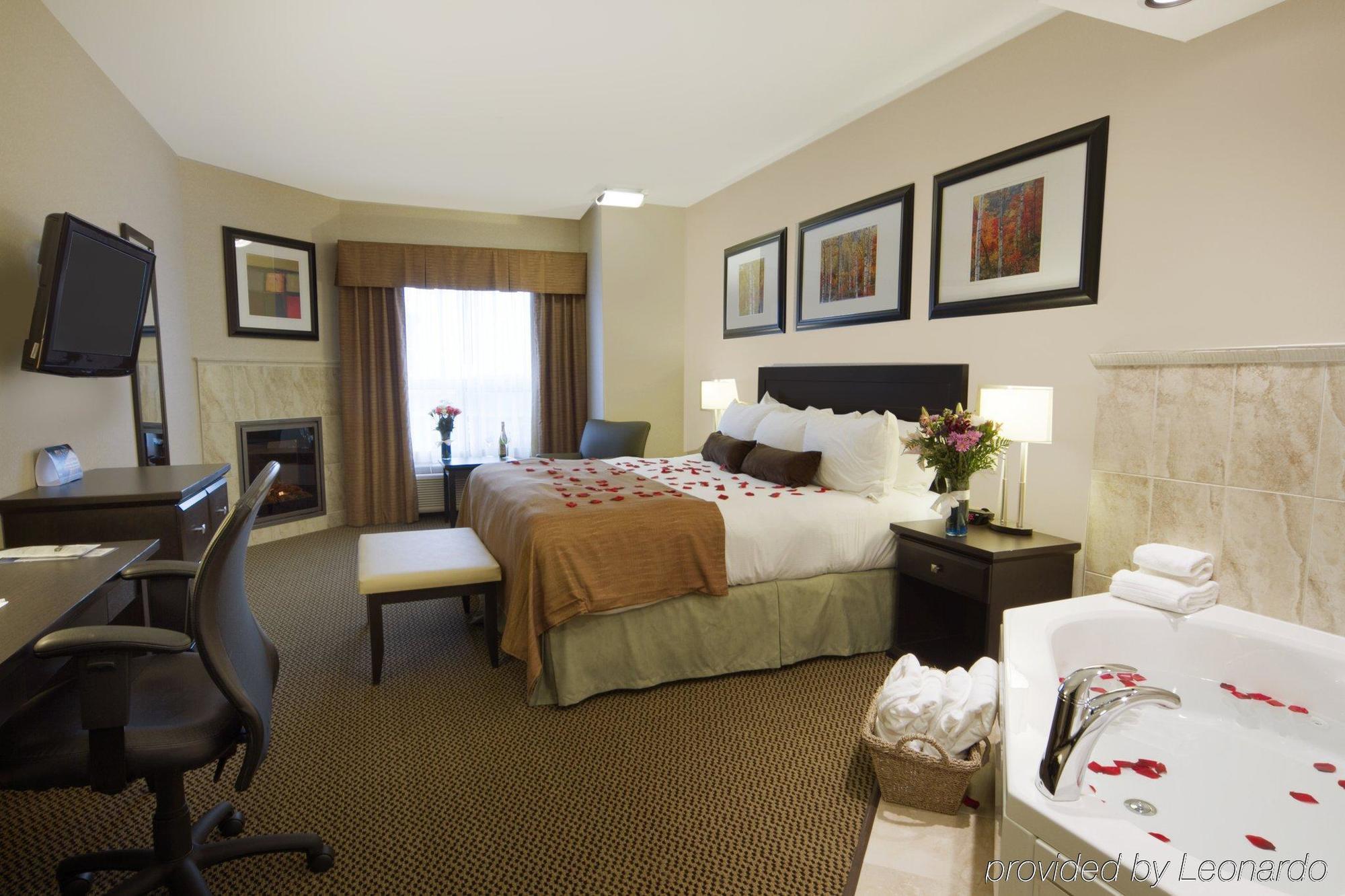 Best Western Wainwright Inn & Suites מראה חיצוני תמונה
