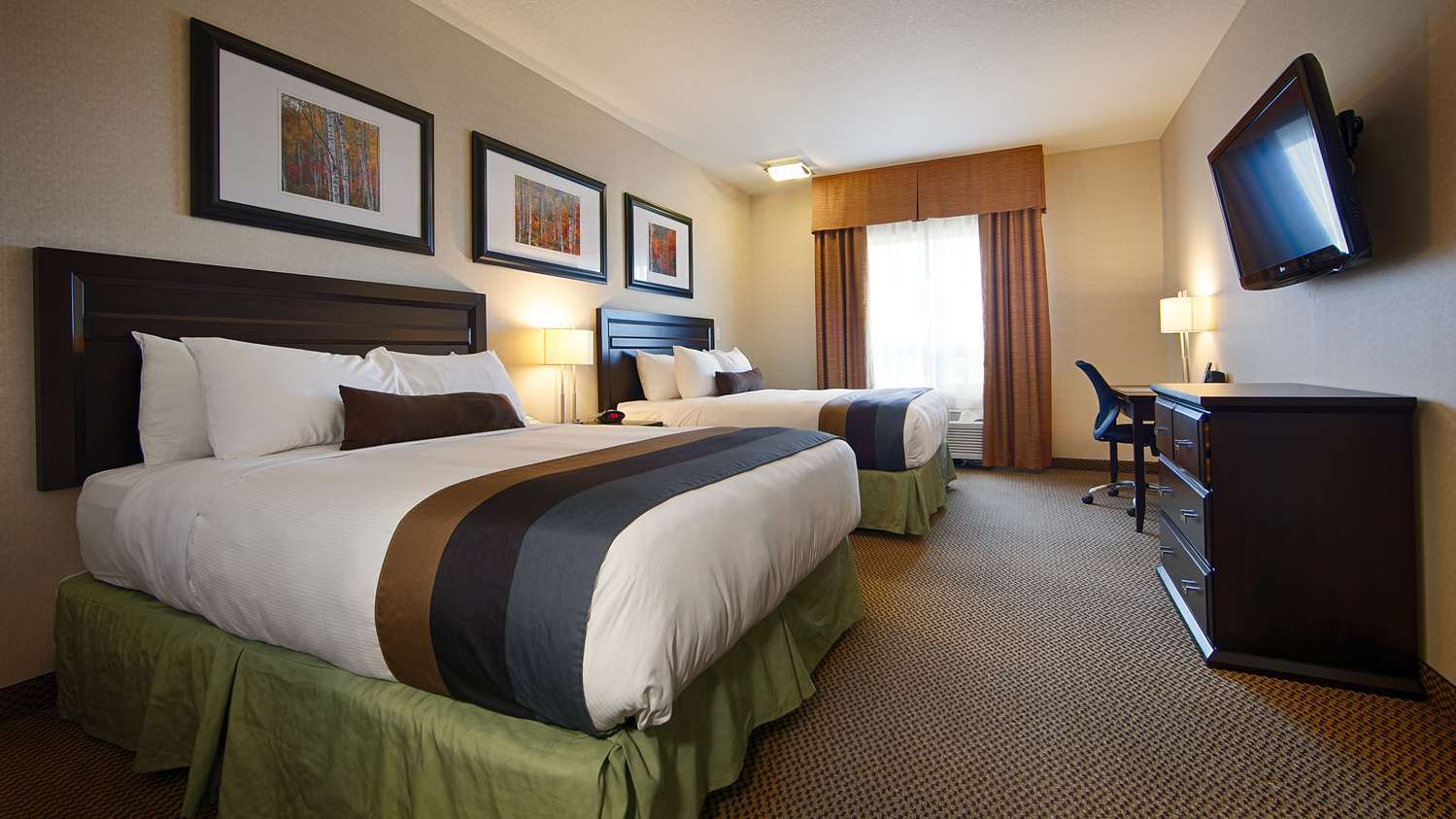 Best Western Wainwright Inn & Suites מראה חיצוני תמונה