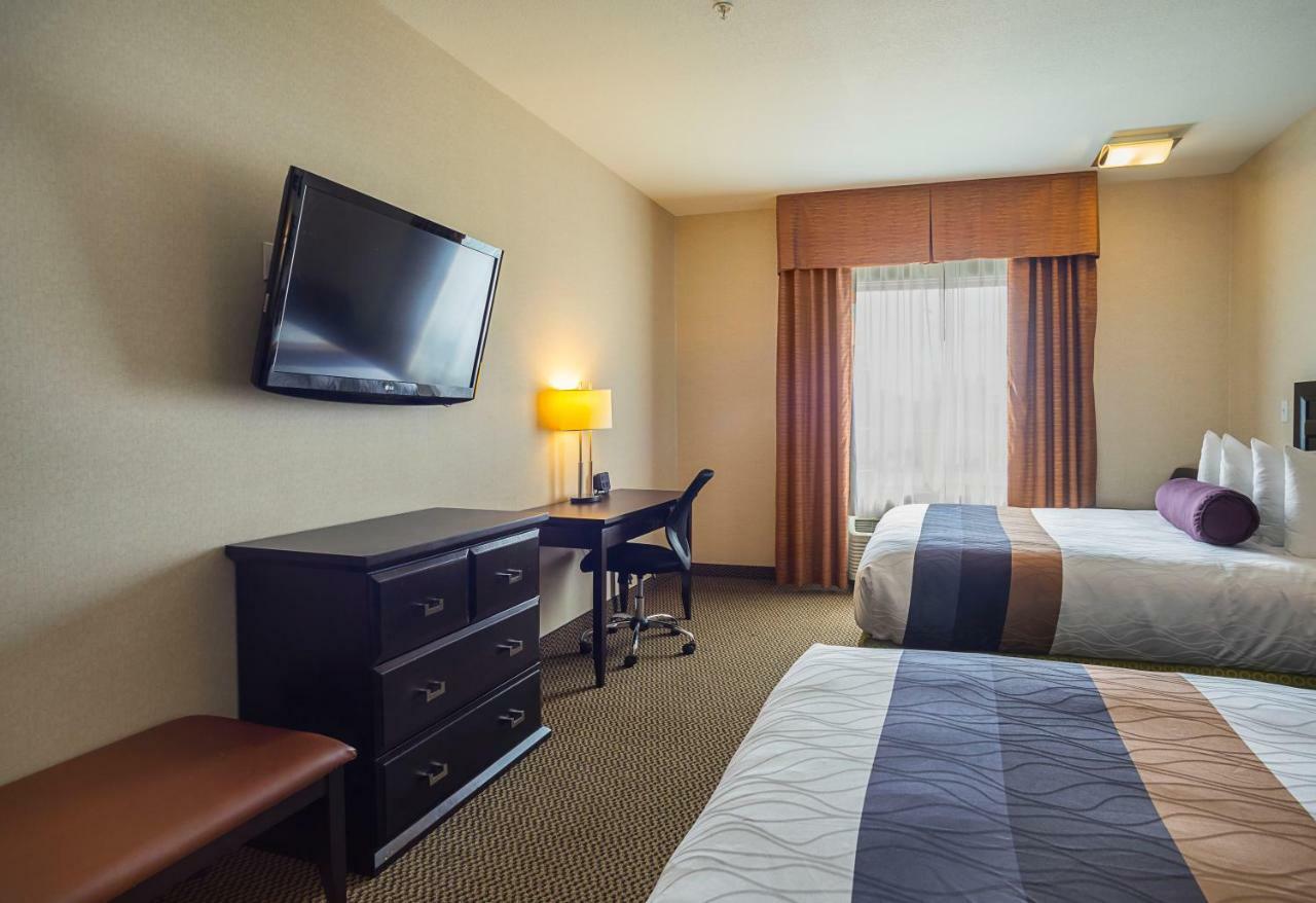 Best Western Wainwright Inn & Suites מראה חיצוני תמונה
